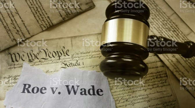 Roe Vs Wade è una sentenza furba: sanciva il diritto all’aborto come diritto alla privacy dunque costituzionale. Non era niente di che